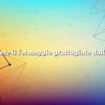 Come mantenere il formaggio grattugiato dallo stampaggio