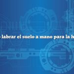 Cómo labrar el suelo a mano para la hierba